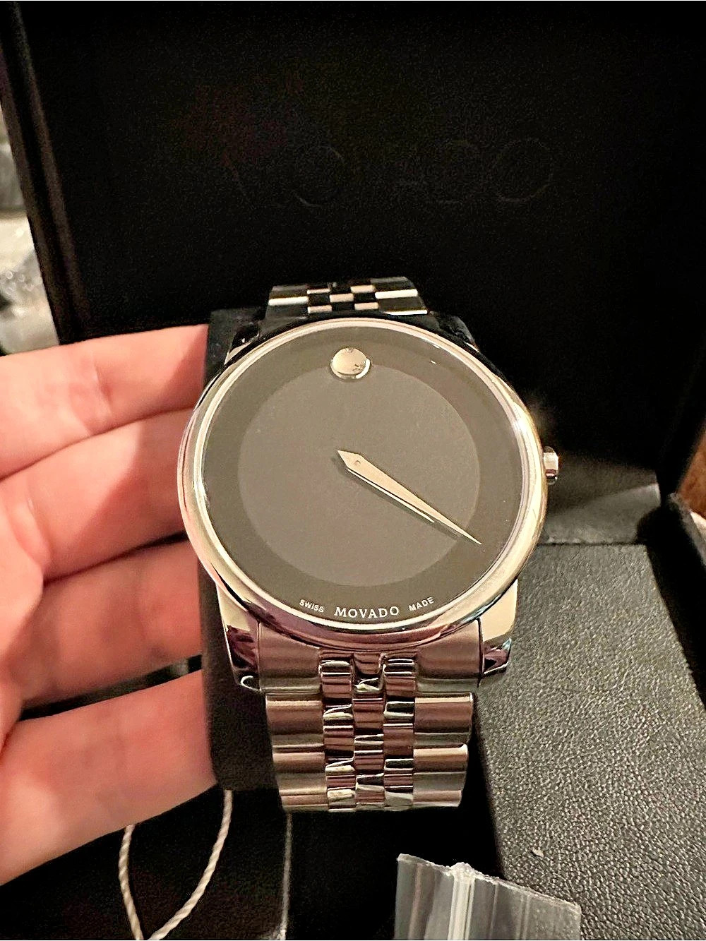 Movado Museum Classic Men's Silver Watch NWT - Picture 2 of 6